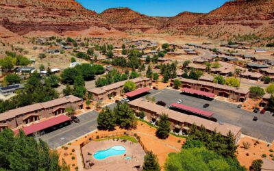 Visit Zions National Park and Stay in Kanab